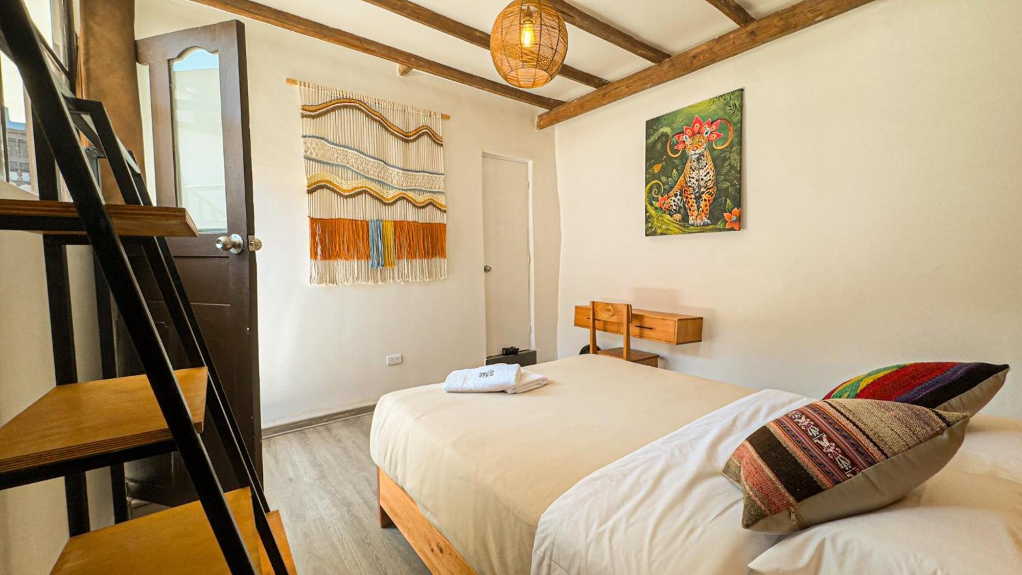 Black Llama Hostel Куско Екстер'єр фото