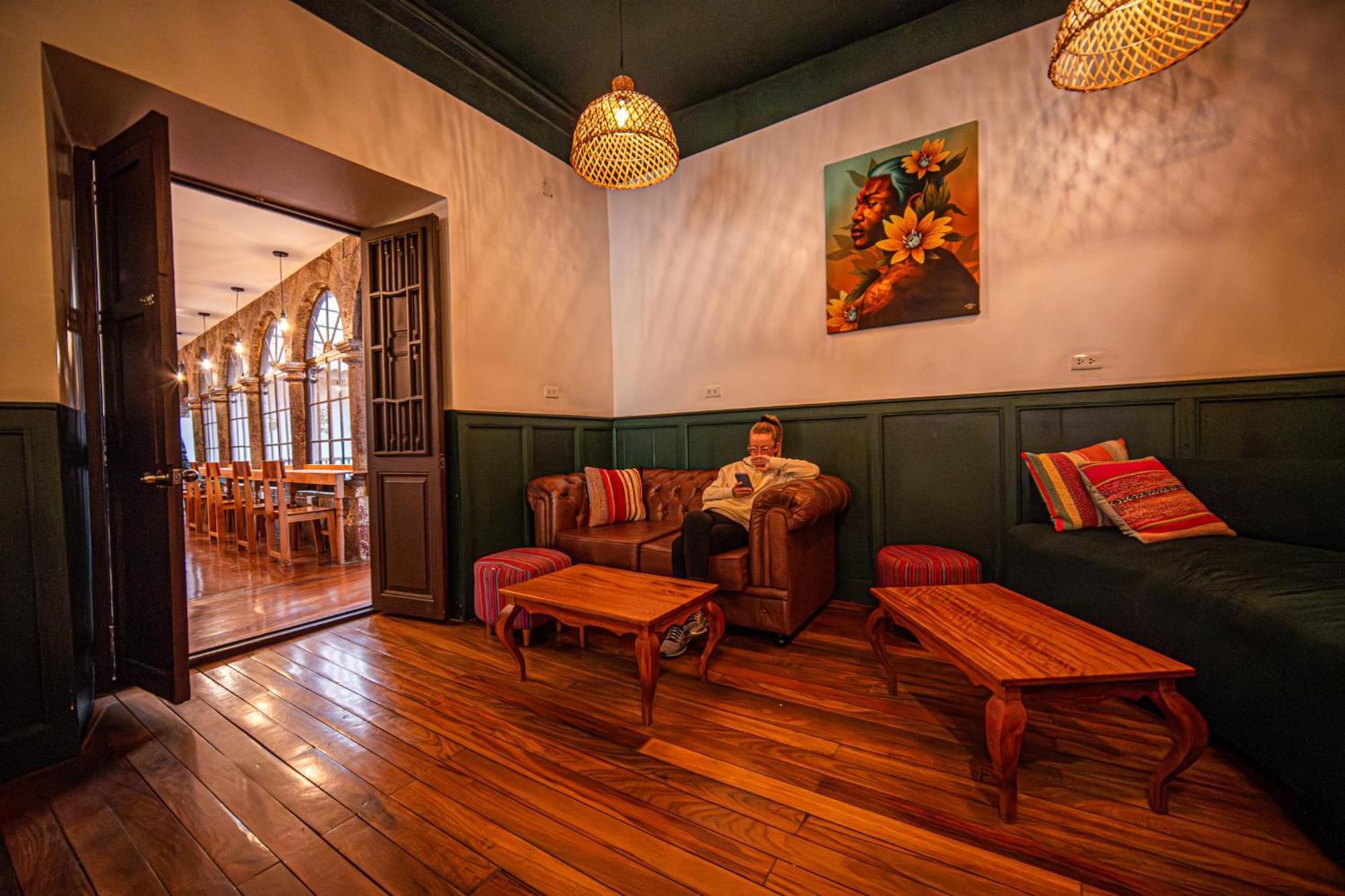 Black Llama Hostel Куско Екстер'єр фото